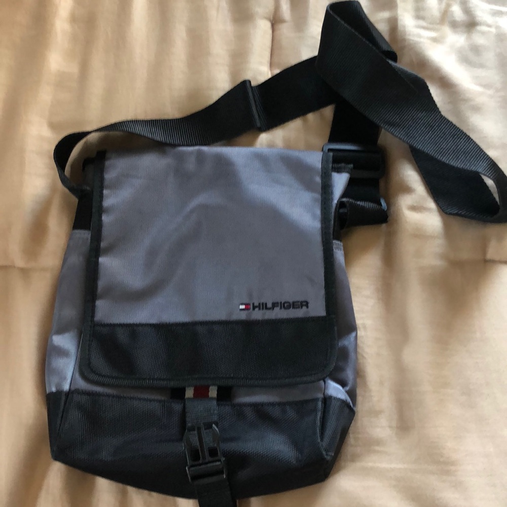 Men’s small Hifiger messenger bag